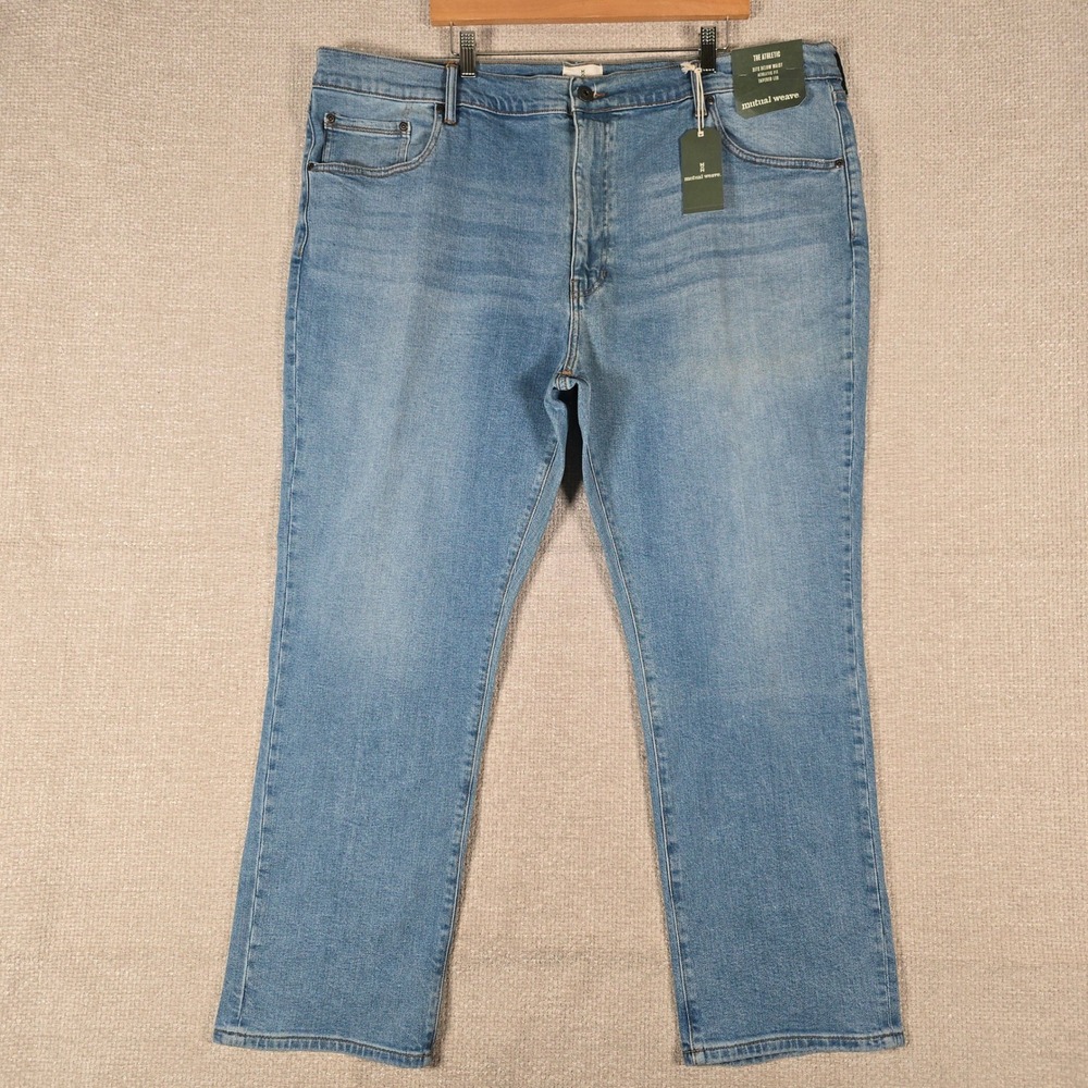 Mutual Weave Mens The Athletic Tapered Leg Jeans Light Wash 44x30 NWT 581-0809